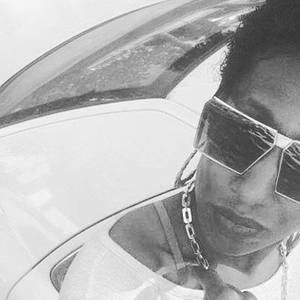 Meet your Posher, Sherron